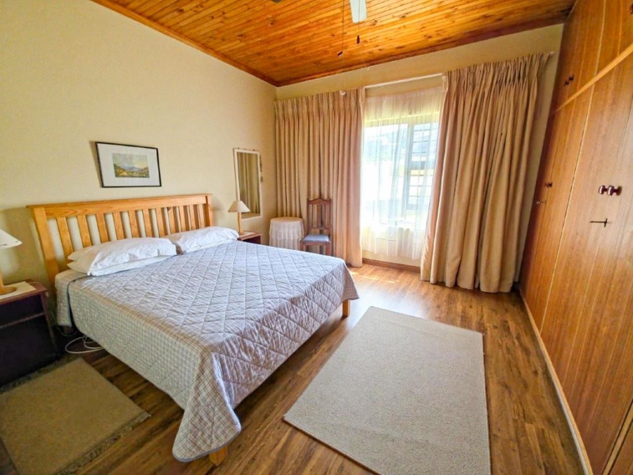 5 Bedroom Property for Sale in Jongensfontein Western Cape